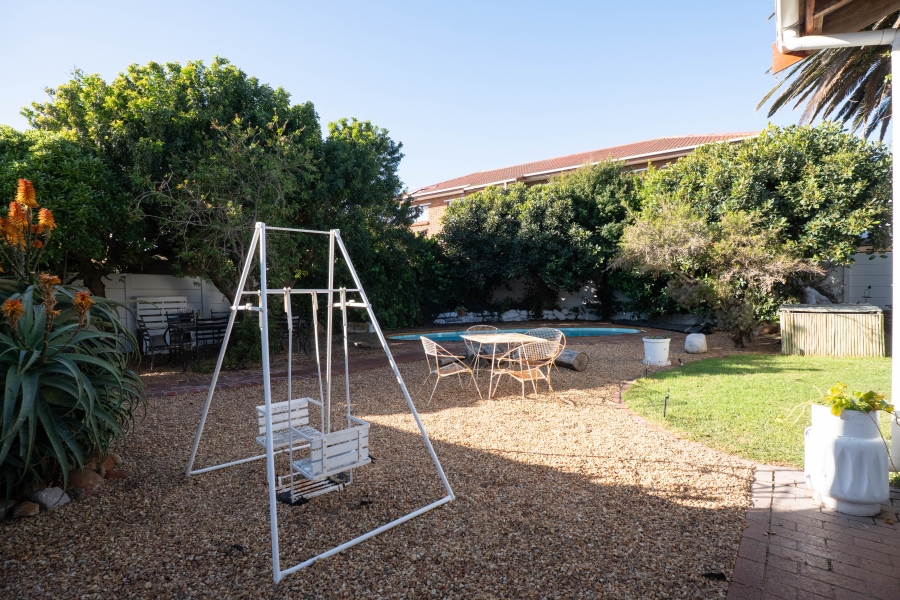 4 Bedroom Property for Sale in Kommetjie Western Cape